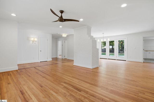318 Elizabeth Drive, Greenville, SC 29615