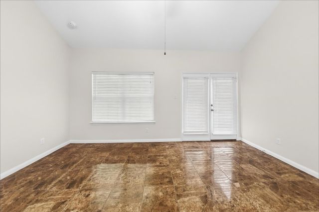 4209 Country Club Drive, Dickinson, TX 77539