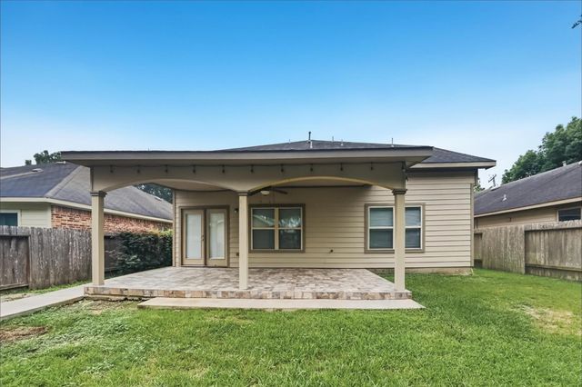 4209 Country Club Drive, Dickinson, TX 77539