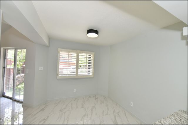 31 STRATFORD HALL Circle, El Paso, TX 79912