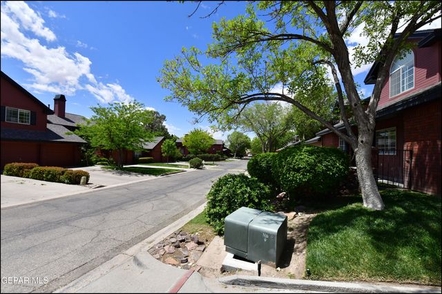 31 STRATFORD HALL Circle, El Paso, TX 79912