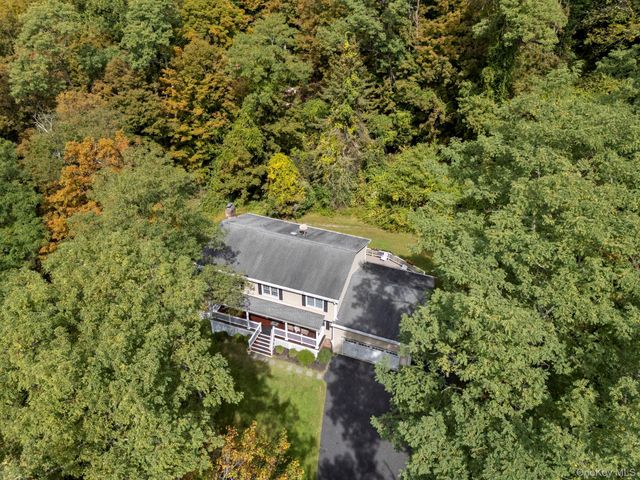 1 Sabbathday Hill Road, South Salem, NY 10590