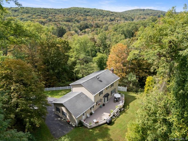 1 Sabbathday Hill Road, South Salem, NY 10590