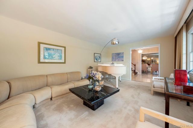 1 Sabbathday Hill Road, South Salem, NY 10590
