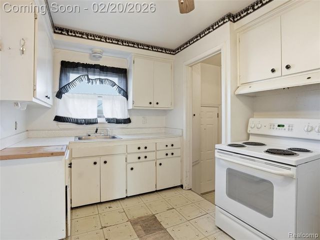 14559 Balsam Street, Southgate, MI 48195