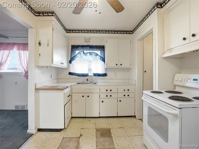 14559 Balsam Street, Southgate, MI 48195