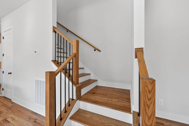 1109 Parker St, Columbia, TN 38401