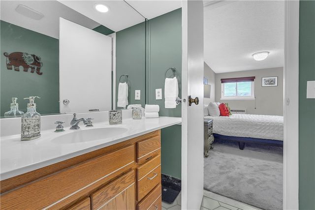 1011 Westage At The Harbor, Irondequoit, NY 14617