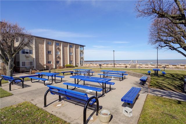 1011 Westage At The Harbor, Irondequoit, NY 14617