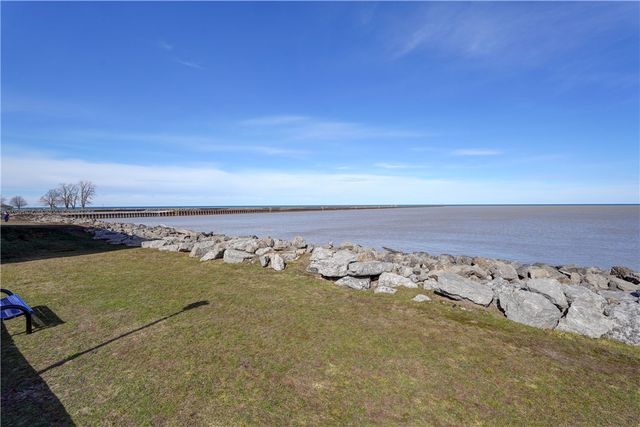 1011 Westage At The Harbor, Irondequoit, NY 14617