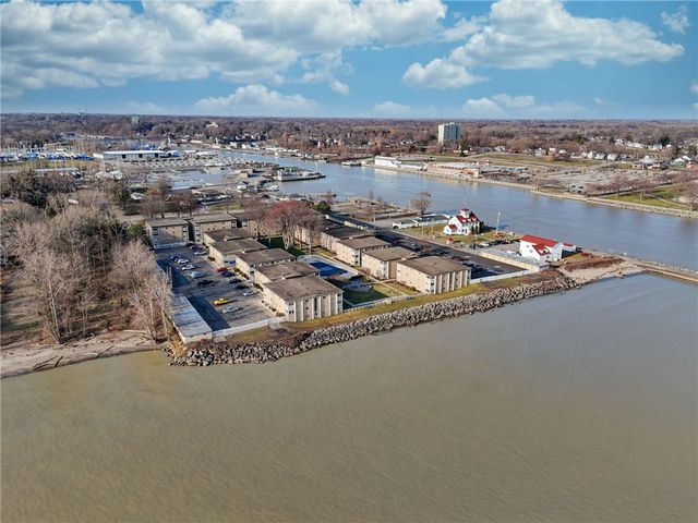 1011 Westage At The Harbor, Irondequoit, NY 14617