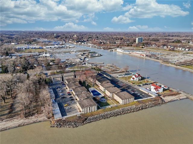 1011 Westage At The Harbor, Irondequoit, NY 14617