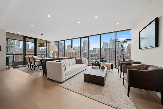 366 W Superior Street 801, Chicago, IL 60654