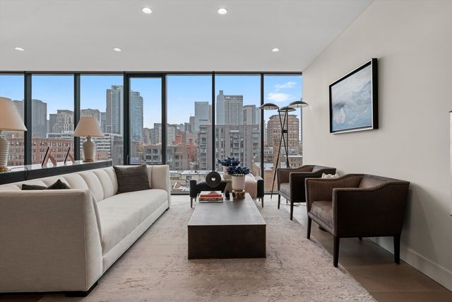 366 W Superior Street 801, Chicago, IL 60654