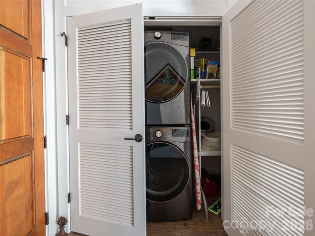 55 S Market Street 515, Asheville, NC 28801
