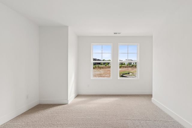 2968 Sharpstone Drive, Columbia, TN 38401