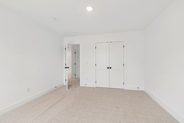 2968 Sharpstone Drive, Columbia, TN 38401