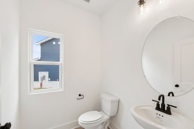 2968 Sharpstone Drive, Columbia, TN 38401