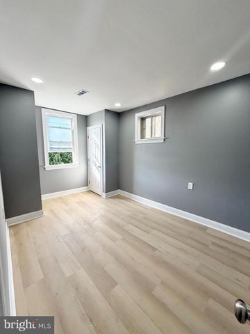 406 KINGSLEY ST, Philadelphia, PA 19128