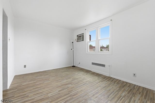 136 W 56Th St, Bayonne City, NJ 07002