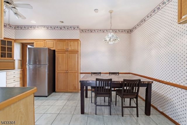 136 W 56Th St, Bayonne City, NJ 07002