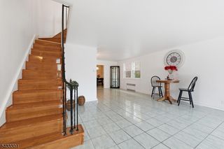 136 W 56Th St, Bayonne City, NJ 07002