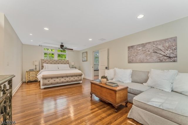 612 Woodglen Rd, Lebanon Twp., NJ 08826