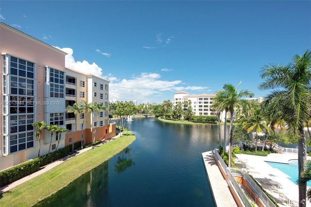 733 Crandon Blvd 406, Key Biscayne, FL 33149
