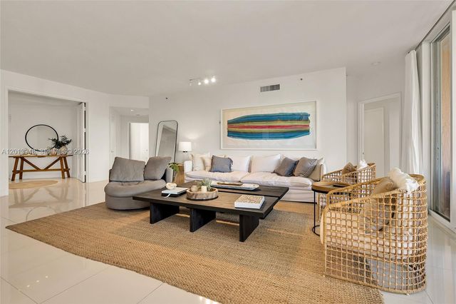 733 Crandon Blvd 406, Key Biscayne, FL 33149