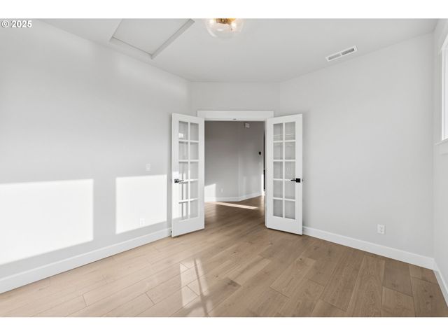 12452 Sw Strobel Rd, Beaverton, OR 97007