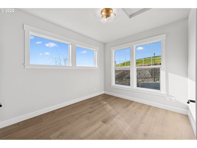 12452 Sw Strobel Rd, Beaverton, OR 97007