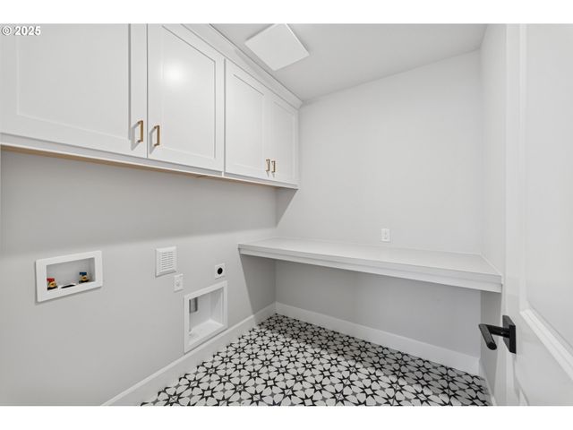 12452 Sw Strobel Rd, Beaverton, OR 97007