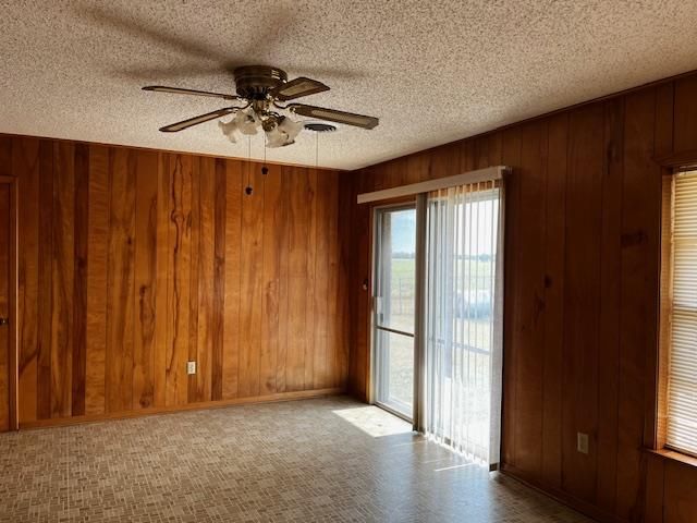 1204 E Lake DR, Taylor, TX 76574