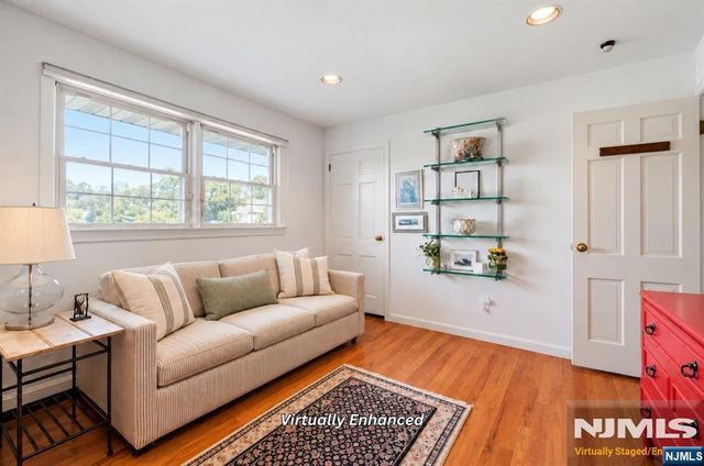 11 Merritt Drive, Oradell, NJ 07649