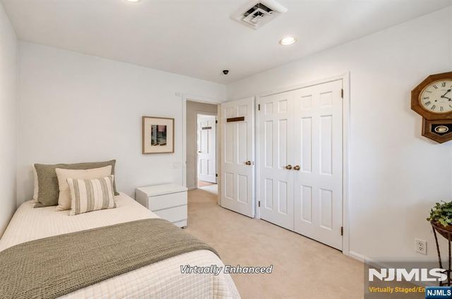 11 Merritt Drive, Oradell, NJ 07649