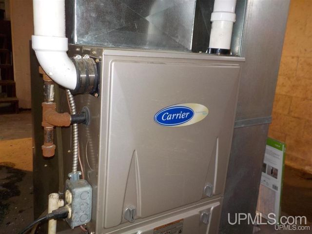 127 Panick Road, Iron River, MI 49935