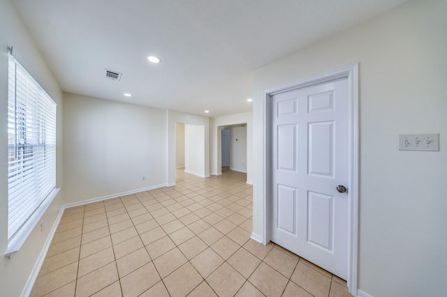 5611 Tidewater Drive, Houston, TX 77085