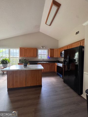 30 Oakbrook Lane, Covington, GA 30016