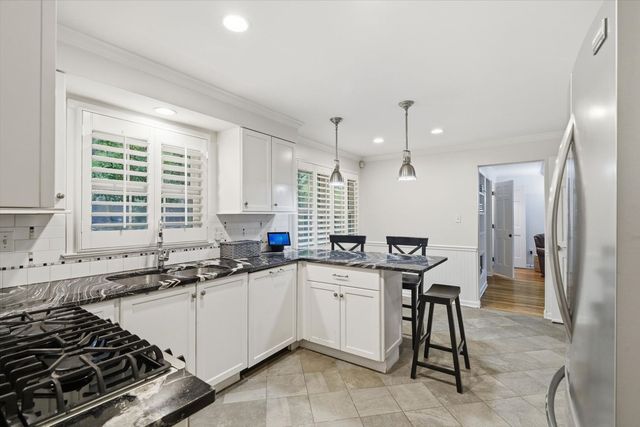 118 Crofton DRIVE, O'hara, PA 15238