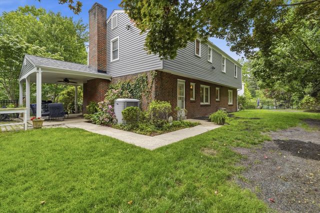 118 Crofton DRIVE, O'hara, PA 15238