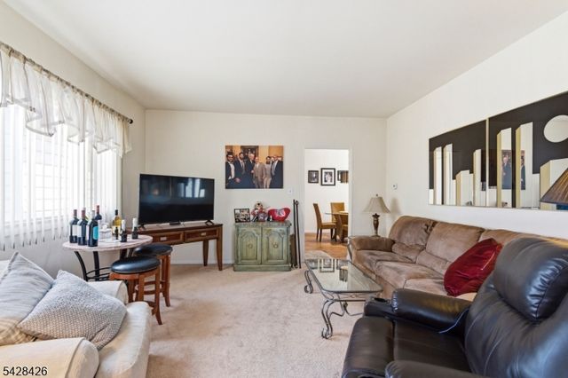 107 Mount Prospect Ave, Clifton City, NJ 07013