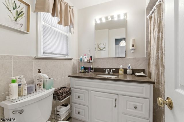 107 Mount Prospect Ave, Clifton City, NJ 07013