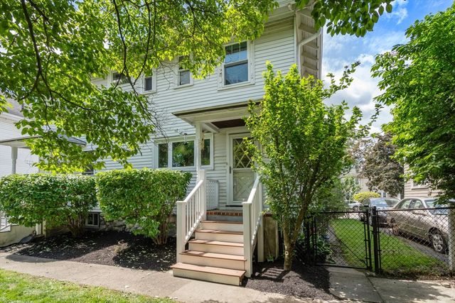 11 Pitcher Ave 11, Medford, MA 02155