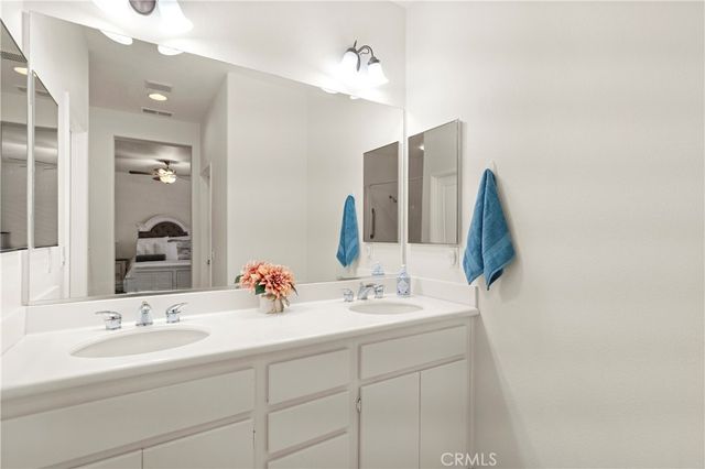 212 Hoch Way, Hemet, CA 92545