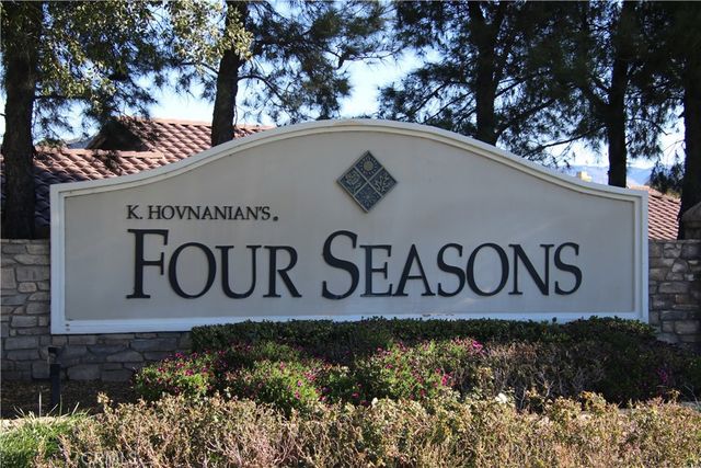 212 Hoch Way, Hemet, CA 92545