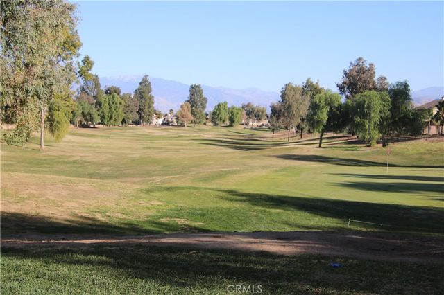 212 Hoch Way, Hemet, CA 92545