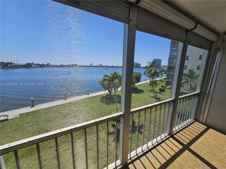 3020 Marcos Dr S310, Aventura, FL 33160