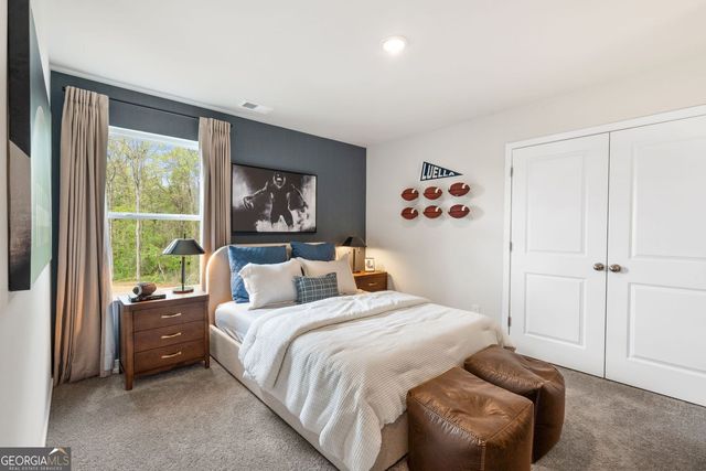 8034 Dickens Drive, Fairburn, GA 30213