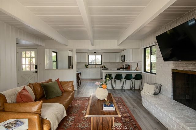 28989 Palisades, Lake Arrowhead, CA 92352