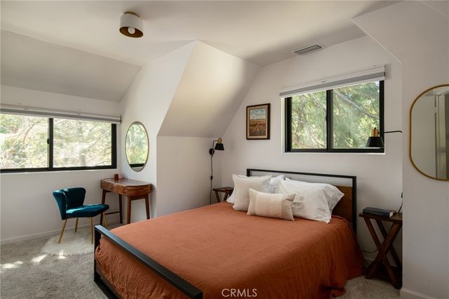 28989 Palisades, Lake Arrowhead, CA 92352